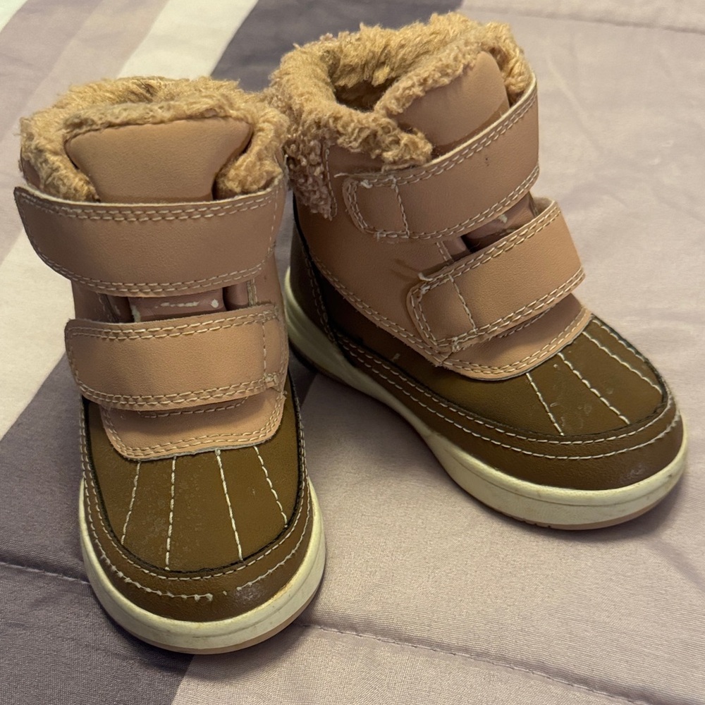 H&M Brown and Tan Kids Boots kids 5.5